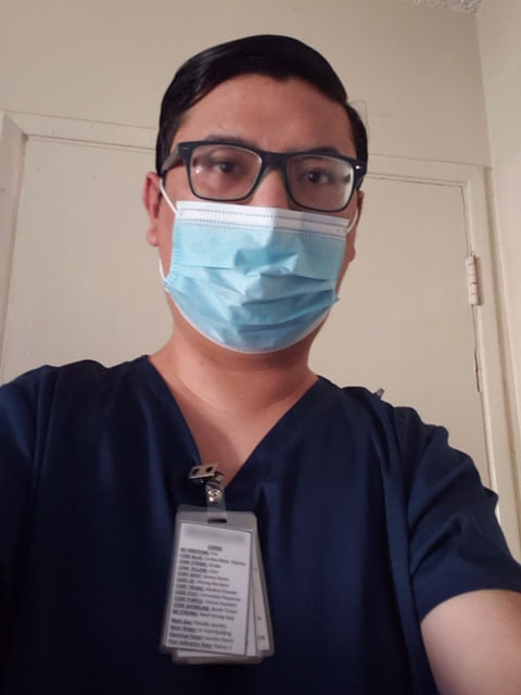 Man in glasses wearing a mask